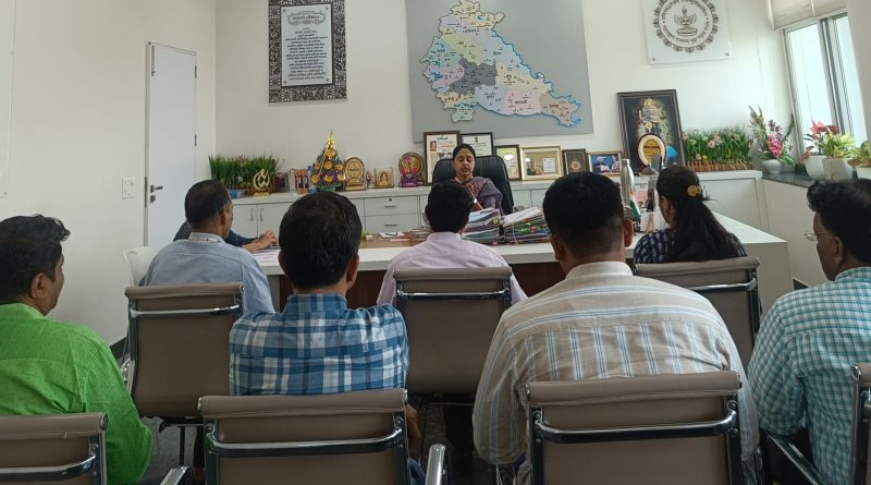 पुणे जिल्ह्यातील जनगणनेसाठी कर्मचाऱ्यांनी तयार राहावे; लोकांमध्ये जागृती करण्याचे निर्देश